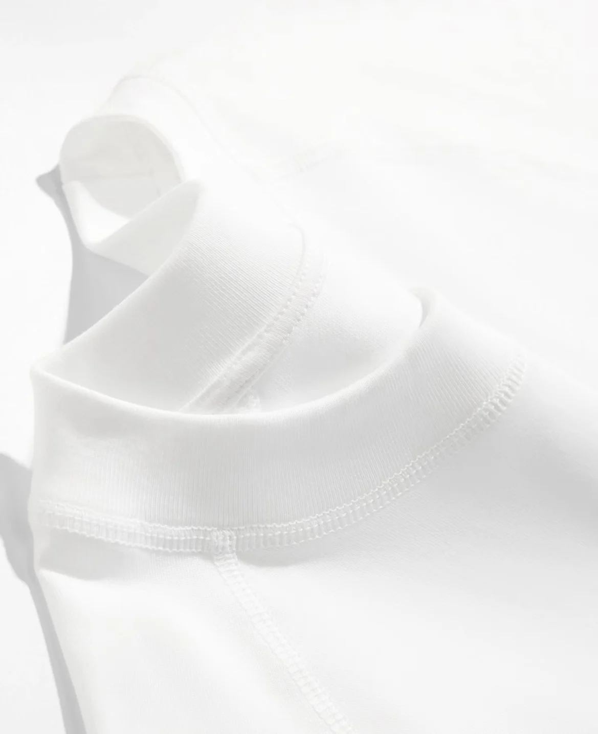New Keane under the iron sea A – обзор и цена Base Layer Top